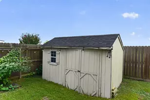 9627 Alex Springs Lane, Houston, TX 77044 - Photo 31