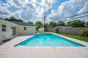5221 Libbey Ln, Houston, TX 77092 - Photo 5