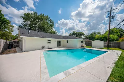 5221 Libbey Lane, Houston, TX 77092 - Photo 31