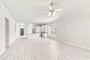 13322 Sea Breeze Dr, Texas City, TX 77568 - Photo 5
