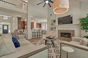 10 E Sterling Pond Cir, The Woodlands, TX 77382 - Photo 19