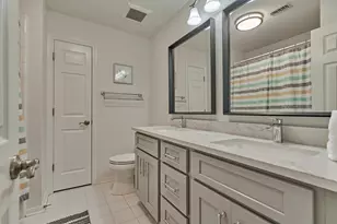 10 E Sterling Pond Cir, The Woodlands, TX 77382 - Photo 37