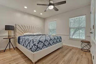 10 E Sterling Pond Cir, The Woodlands, TX 77382 - Photo 43