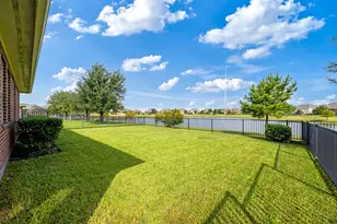 9135 Monarch Field Ln, Cypress, TX 77433 - Photo 33