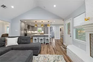 4907 Golf Dr, Houston, TX 77018 - Photo 9
