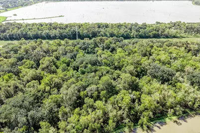 248 Middle Bayou Trail, Angleton, TX 77515 - Photo 9