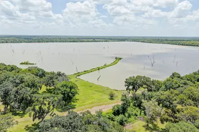 248 Middle Bayou Trail, Angleton, TX 77515 - Photo 37