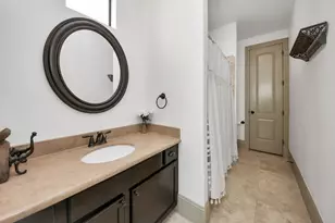 1141 W 23rd St, Houston, TX 77008 - Photo 7