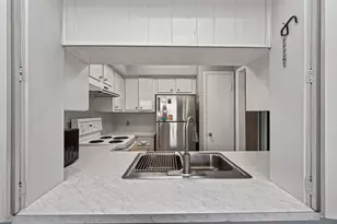 6470 Bayou Glen Rd, Houston, TX 77057 - Photo 15