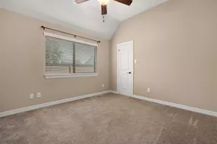 2214 W Lonesome Dove Dr, Deer Park, TX 77536 - Photo 29