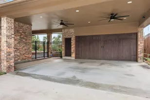 2214 W Lonesome Dove Dr, Deer Park, TX 77536 - Photo 31