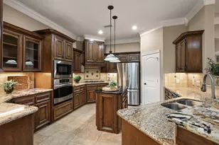 2214 W Lonesome Dove Dr, Deer Park, TX 77536 - Photo 17
