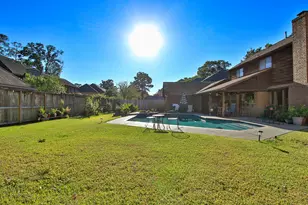 6723 Ashmore Dr, Houston, TX 77069 - Photo 29