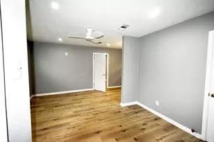 10213 Fairland Dr, Houston, TX 77051 - Photo 19
