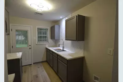 10213 Fairland Drive, Houston, TX 77051 - Photo 7