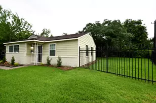 10213 Fairland Dr, Houston, TX 77051 - Photo 3