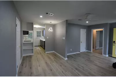 10213 Fairland Drive, Houston, TX 77051 - Photo 5