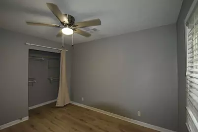 10213 Fairland Drive, Houston, TX 77051 - Photo 15