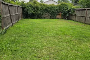 2112 Davis St, Houston, TX 77026 - Photo 9