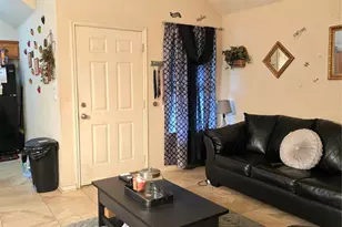 2112 Davis St, Houston, TX 77026 - Photo 3