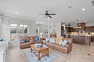 5067 Lantern Ln, Bryan, TX 77808 - Photo 9