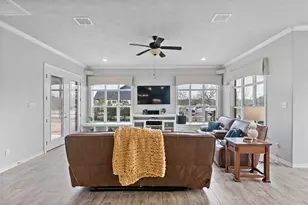 5067 Lantern Ln, Bryan, TX 77808 - Photo 7