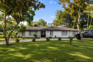 5666 Willers Way, Houston, TX 77056 - Photo 1