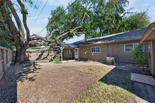 3706 Luton Park Dr, Houston, TX 77082 - Photo 15