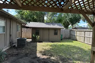 3706 Luton Park Dr, Houston, TX 77082 - Photo 17