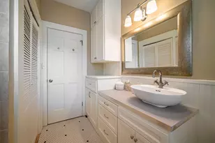 1301 17th St, Galveston, TX 77550 - Photo 27