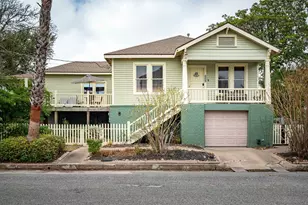 1301 17th St, Galveston, TX 77550 - Photo 3