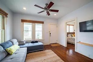 1301 17th St, Galveston, TX 77550 - Photo 15