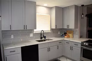 9910 Willmont Rd, La Porte, TX 77571 - Photo 5