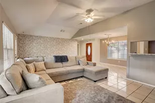 9910 Willmont Rd, La Porte, TX 77571 - Photo 7