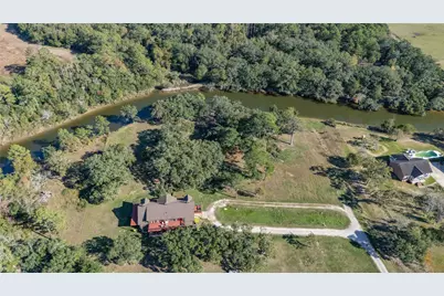 6641 S Eagle Road, Anahuac, TX 77514 - Photo 11