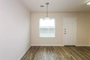 6114 Peaceful Ridge Dr, Houston, TX 77048 - Photo 3
