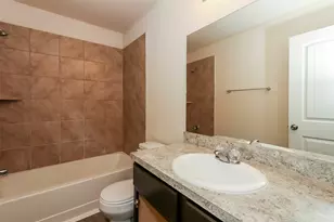 6114 Peaceful Ridge Dr, Houston, TX 77048 - Photo 7
