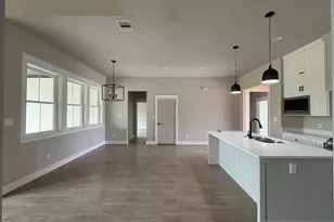 5635 Essie Ln, Beaumont, TX 77713 - Photo 15