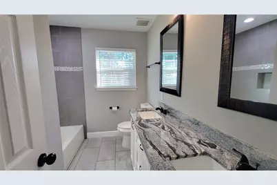 4311 Knotty Oaks Trail, Houston, TX 77045 - Photo 9