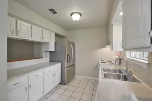 17547 Monsoon Ct, Crosby, TX 77532 - Photo 7