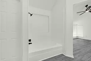 12009 Sandpiper Dr, Houston, TX 77035 - Photo 21