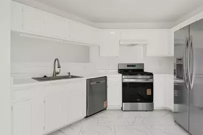 12009 Sandpiper Drive, Houston, TX 77035 - Photo 9