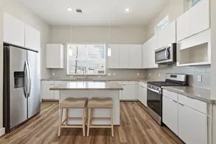 1282 N Post Oak Rd, Houston, TX 77055 - Photo 1