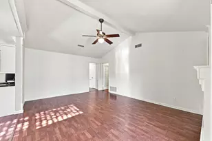 10715 Wickersham Ln, Houston, TX 77042 - Photo 15