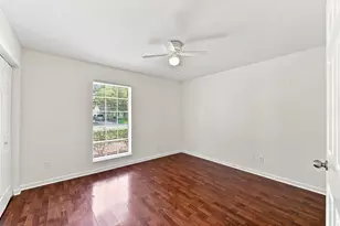10715 Wickersham Ln, Houston, TX 77042 - Photo 21