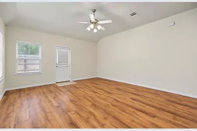 2209 Maple Point Drive N, Conroe, TX 77301 - Photo 13