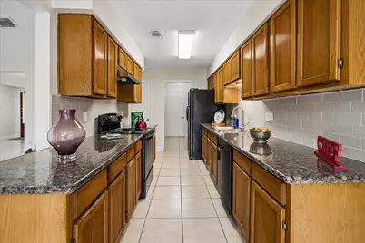 11834 S Fairhollow Lane, Houston, TX 77043 - Photo 3