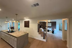 1315 Warwickshire Dr, Houston, TX 77077 - Photo 3