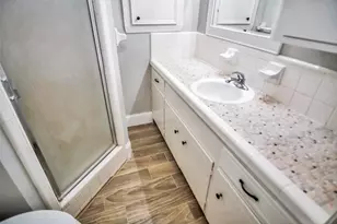 1715 Capstan Rd, Houston, TX 77062 - Photo 17