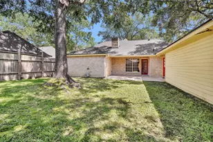 10 Brewster St, Conroe, TX 77301 - Photo 23